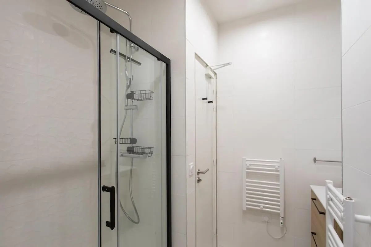 #35 Suite Carlone 5Min From The Beach Ac & Terrace Nice 0*,