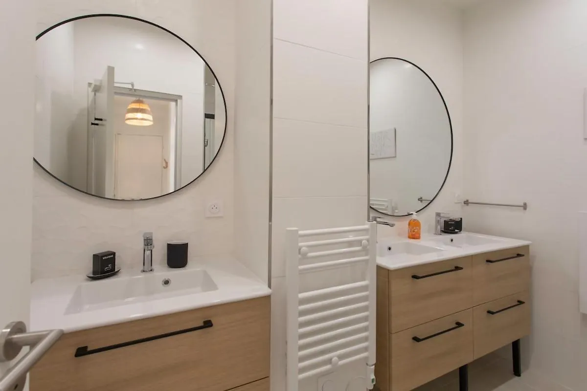 #35 Suite Carlone 5Min From The Beach Ac & Terrace Nice Francie